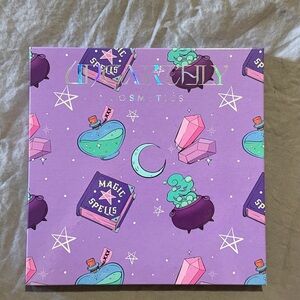 Unearthly Cosmetics Empty Magnetic Palette Purple Magic Spells